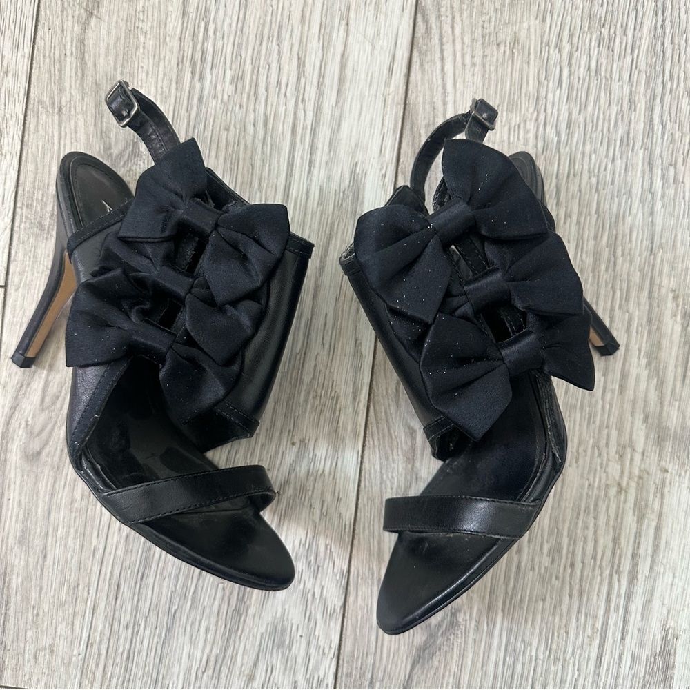 Aldo Black High Heels Womens Size 36/6
Back Strap) with flower